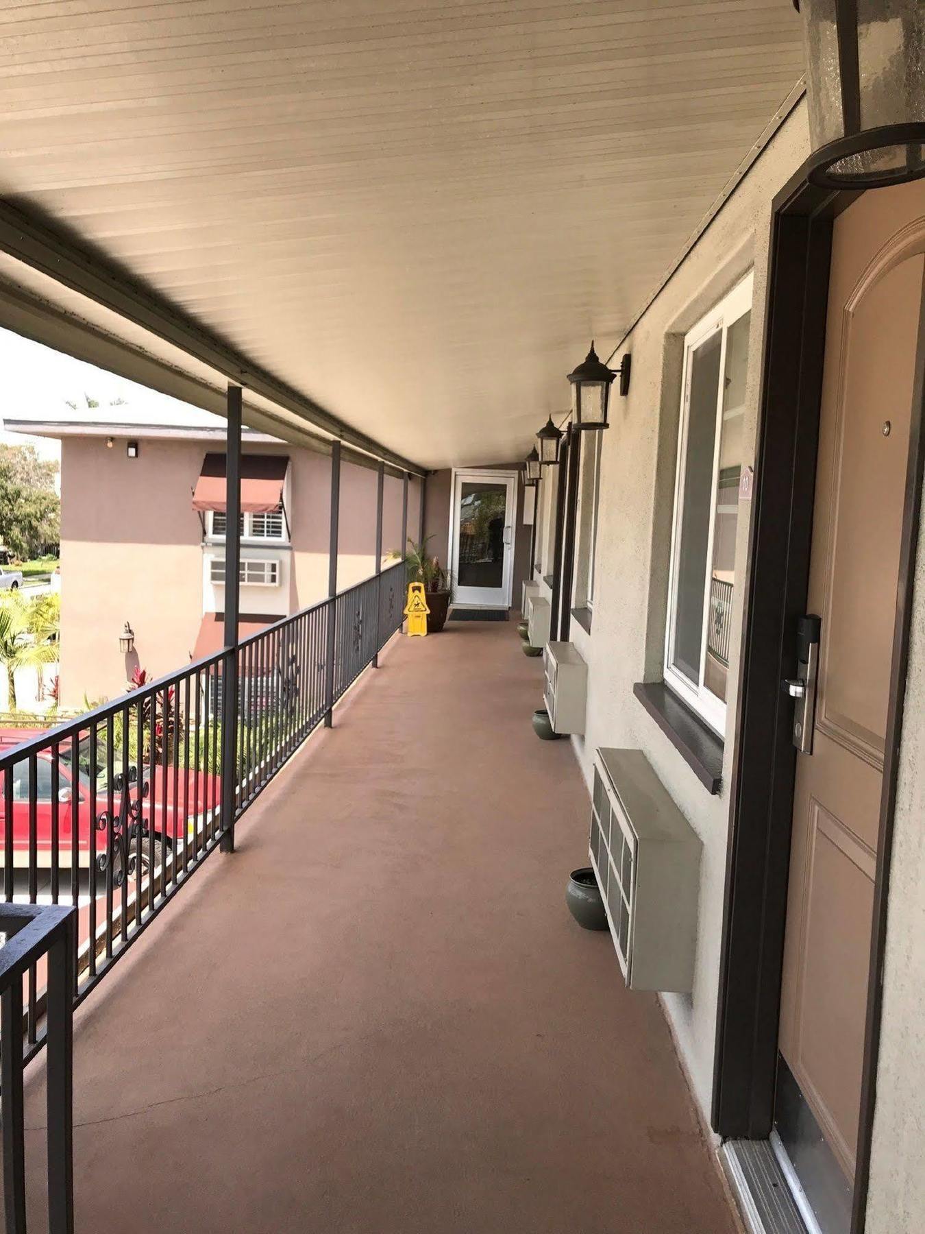 Berkshire Motor Hotel San Diego Esterno foto