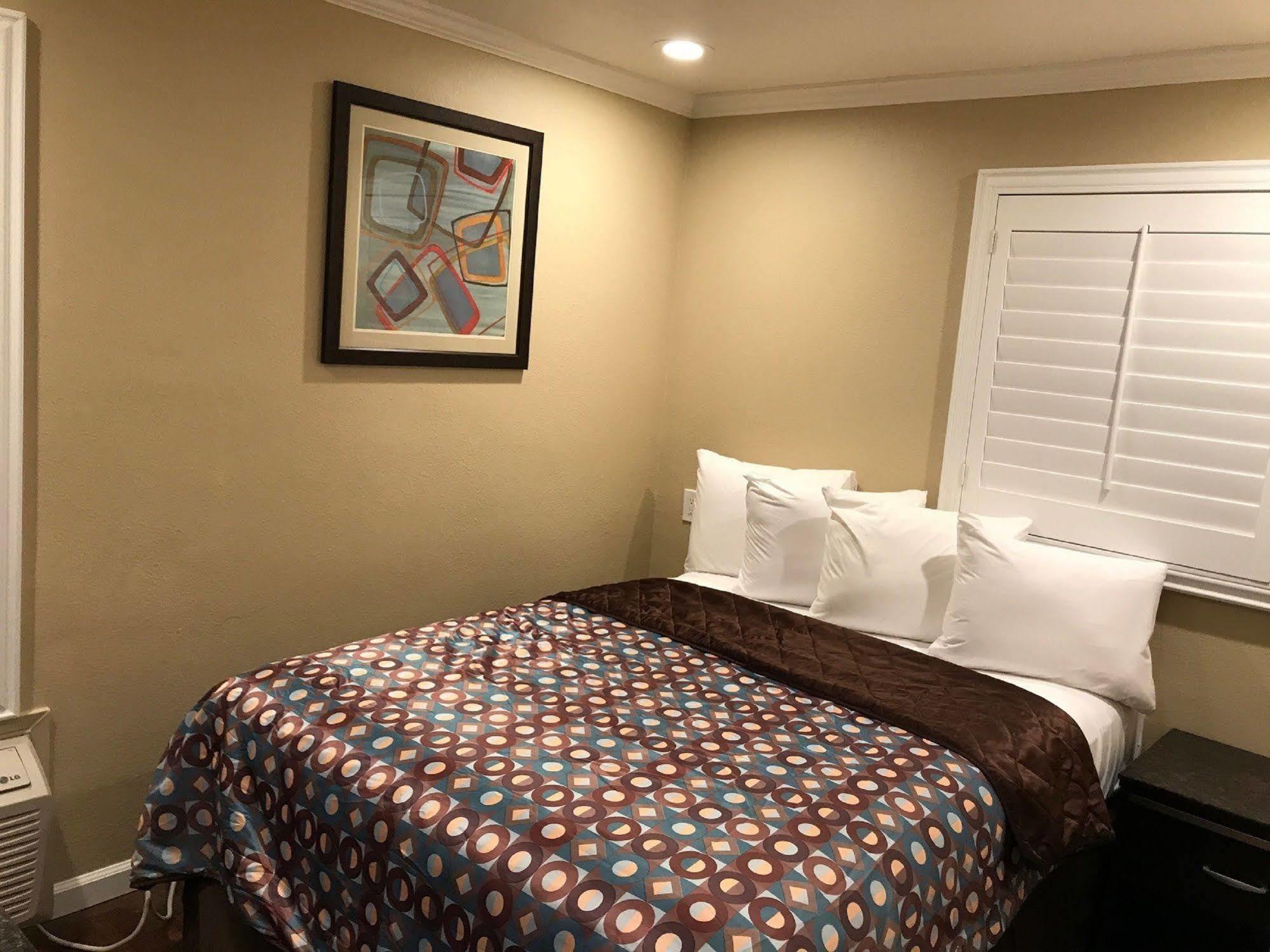 Berkshire Motor Hotel San Diego Esterno foto